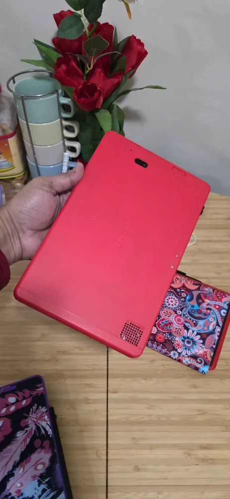 RCA Viking Pro Tablet with Keyboard - Red image indicator(5)