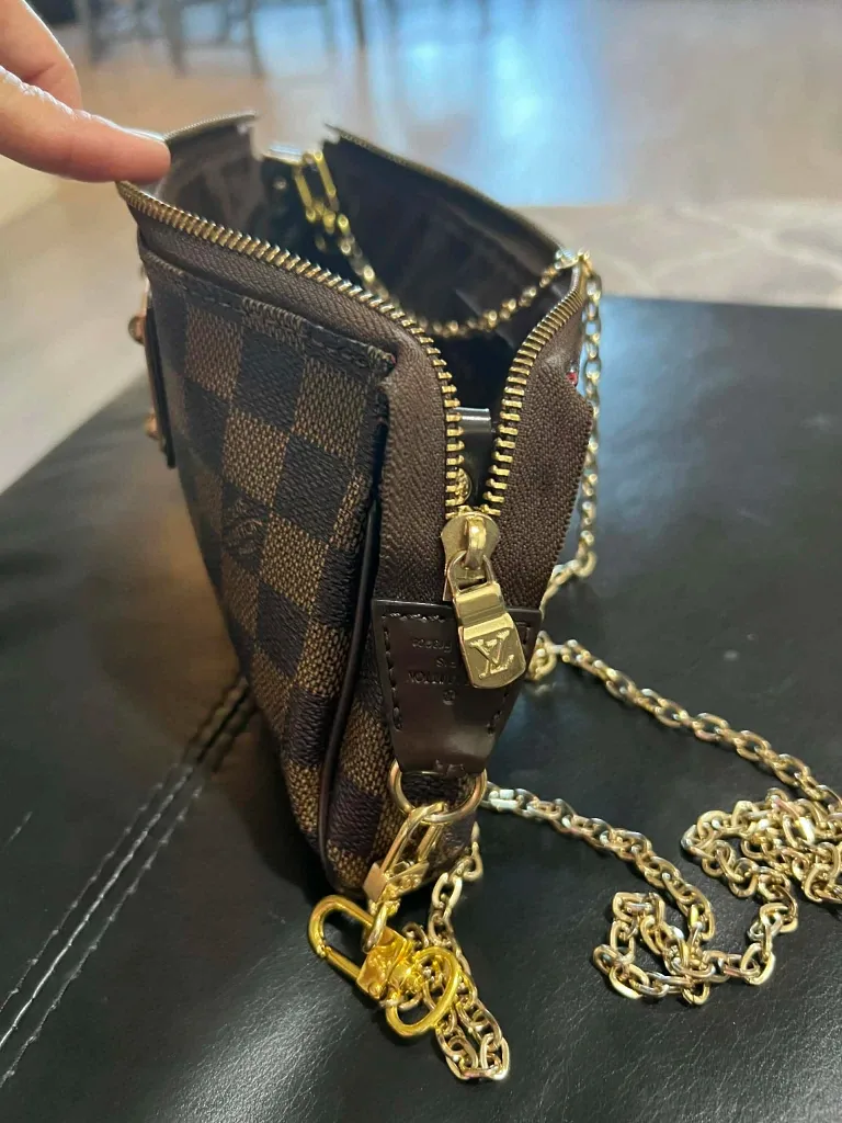 Louis Vuitton Damier Ebene Trio Pochette image indicator(4)
