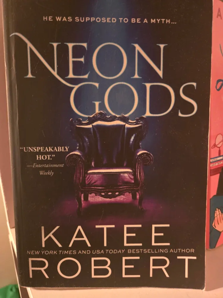 Book Bundle image indicator(2)