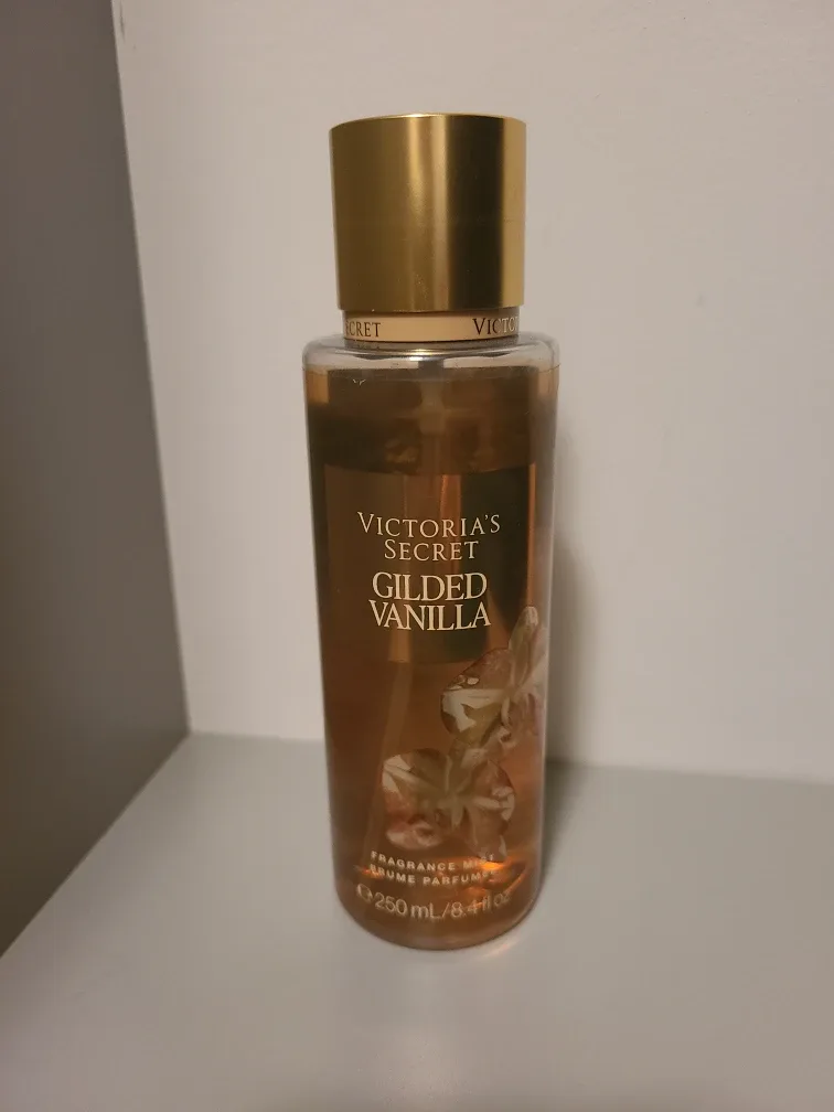 Victoria's Secret Gilded Vanilla Fragrance Mist