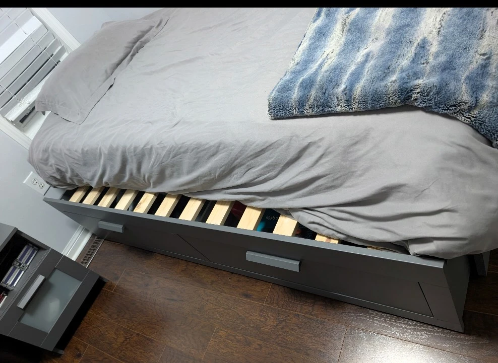 IKEA Brimnes Grey Daybed Frame with Drawers and Mattresses - photo 4