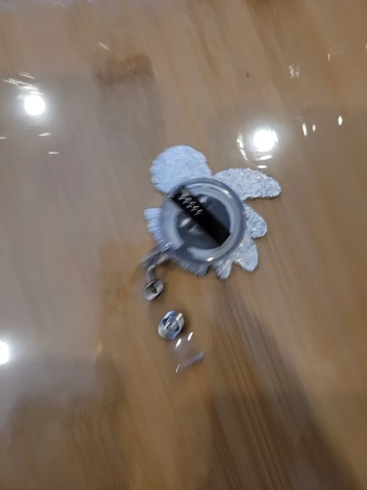 Disney Crush Turtle Badge Reel image indicator(2)