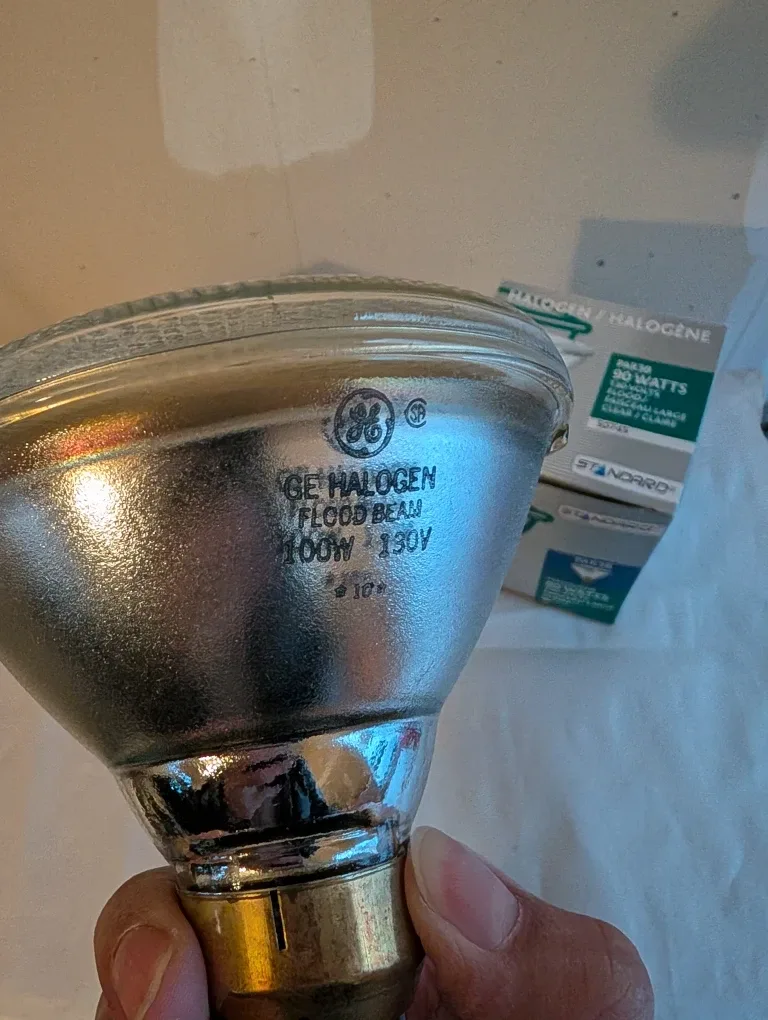 GE Halogen Flood Beam 100W