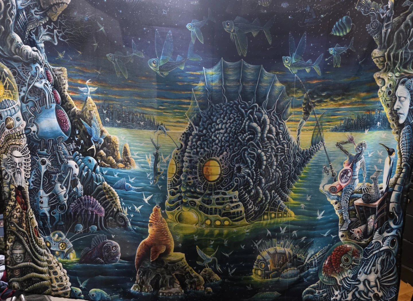 Uv activated tapestry wall hanging