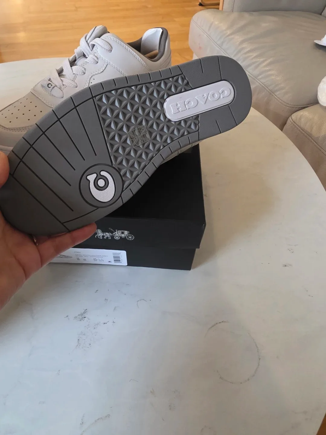 Brand New - Coach - White Leather Sneakers - Size 8 image indicator(2)