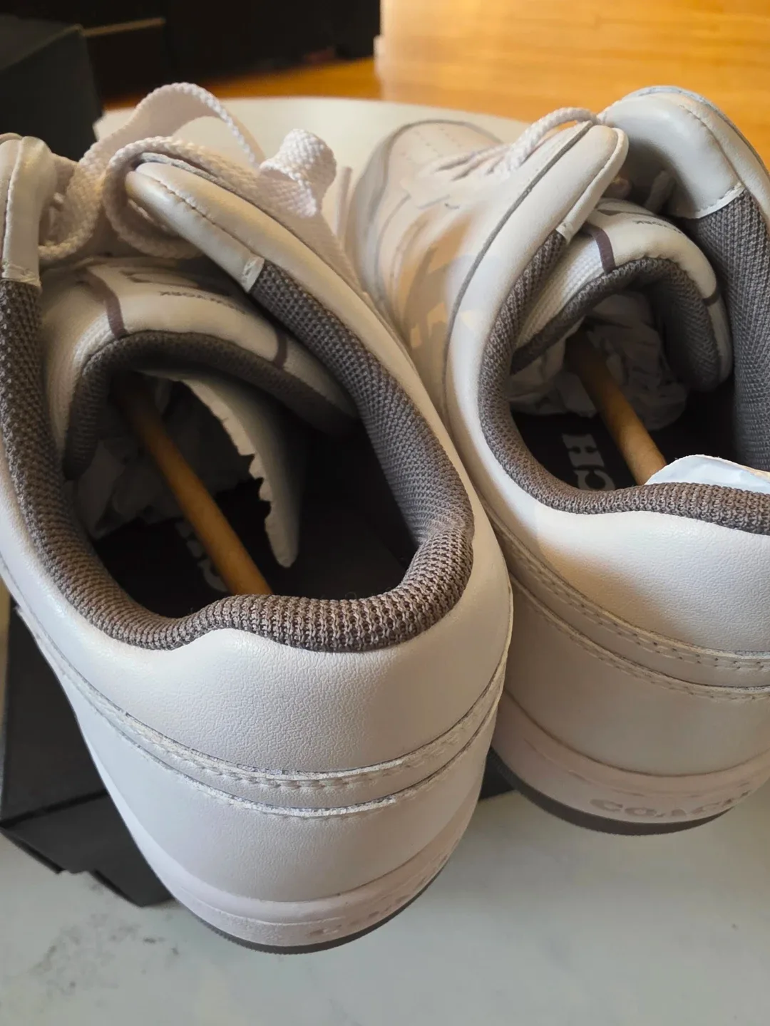 Brand New - Coach - White Leather Sneakers - Size 8 image indicator(4)