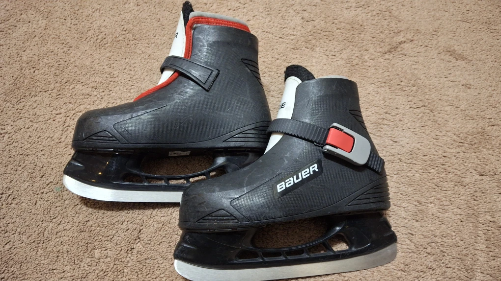 Bauer Youth Hockey Skates - Size Y10/11