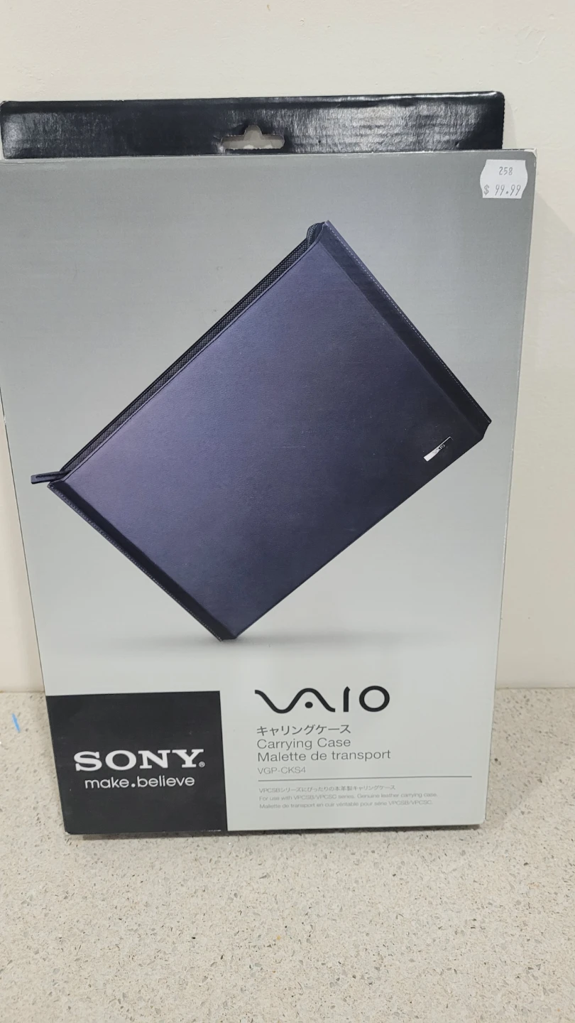 Sony VAIO VGP-CKS4 Carrying Case - New in Box