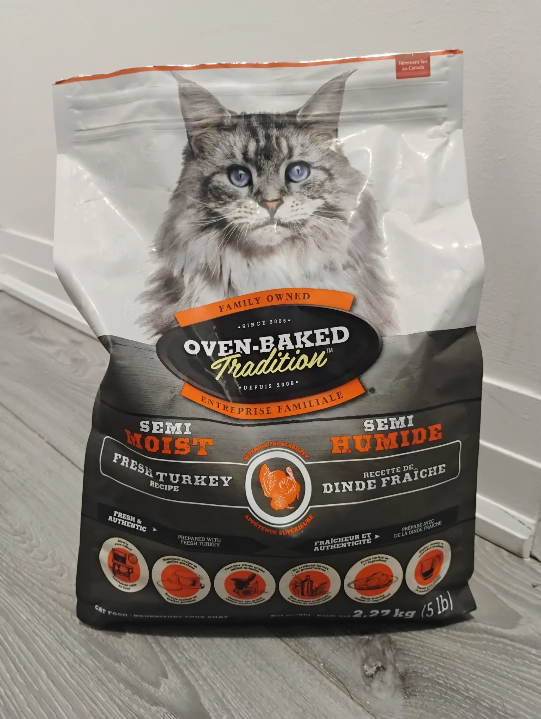 Oven-Baked Tradition Semi-Moist Cat Food
