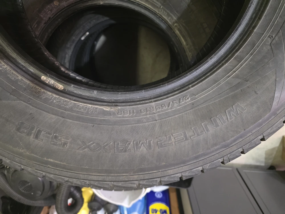 Dunlop Winter Maxx SJ8 275/65R18 Tires - photo 4
