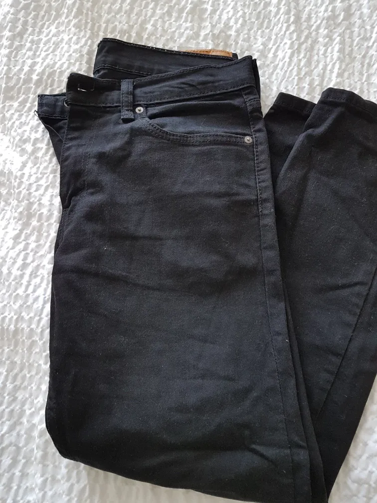Levi's 502 Black Jeans - W32 L30 image indicator(2)