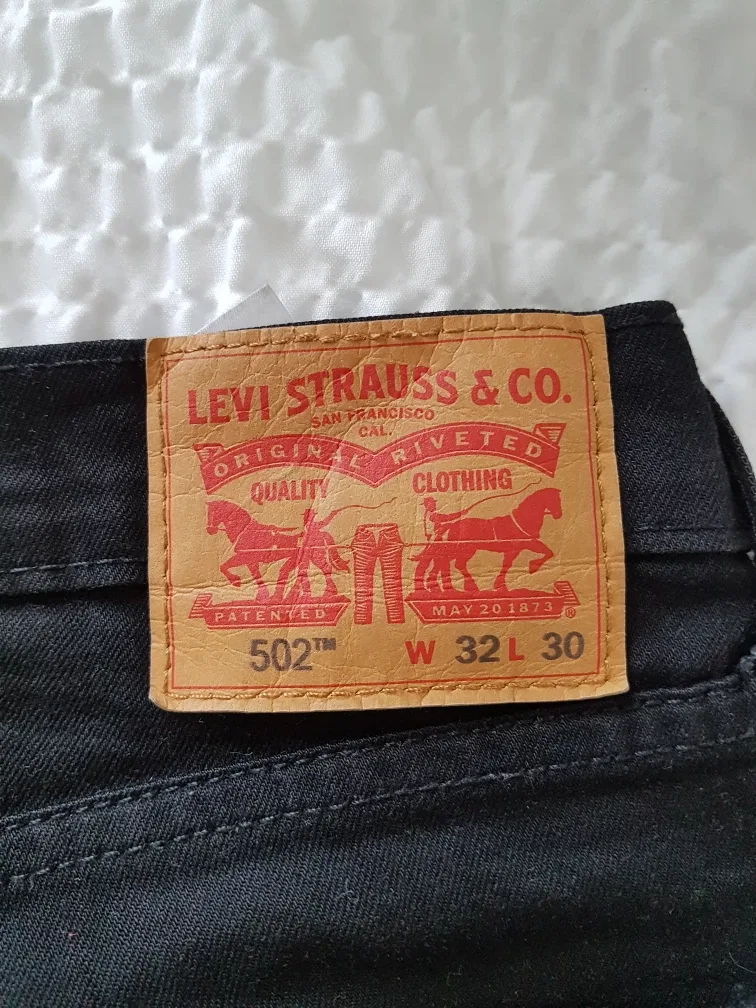 Levi's 502 Black Jeans - W32 L30 image indicator(3)