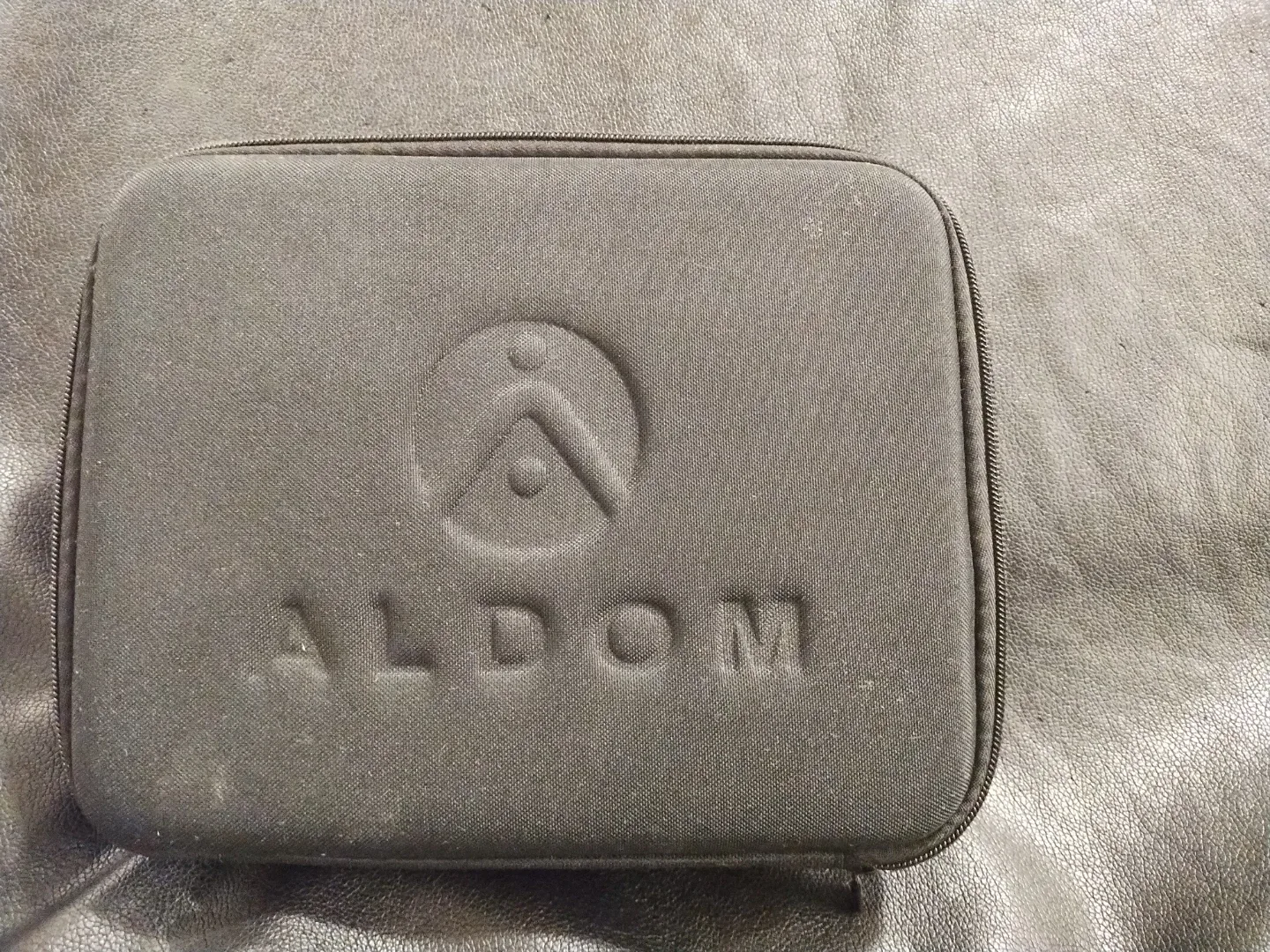 Aldom Massage Gun with Attachments image indicator(7)