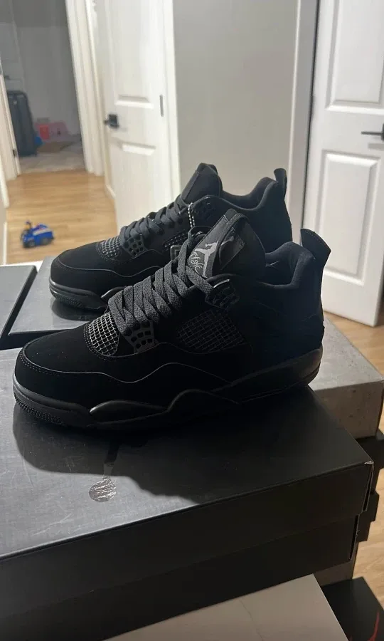 Air Jordan 4 Retro Black Cat image indicator(8)
