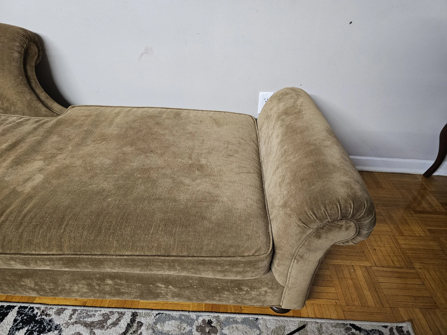 Brown Chaise Lounge with Pillows - photo 3