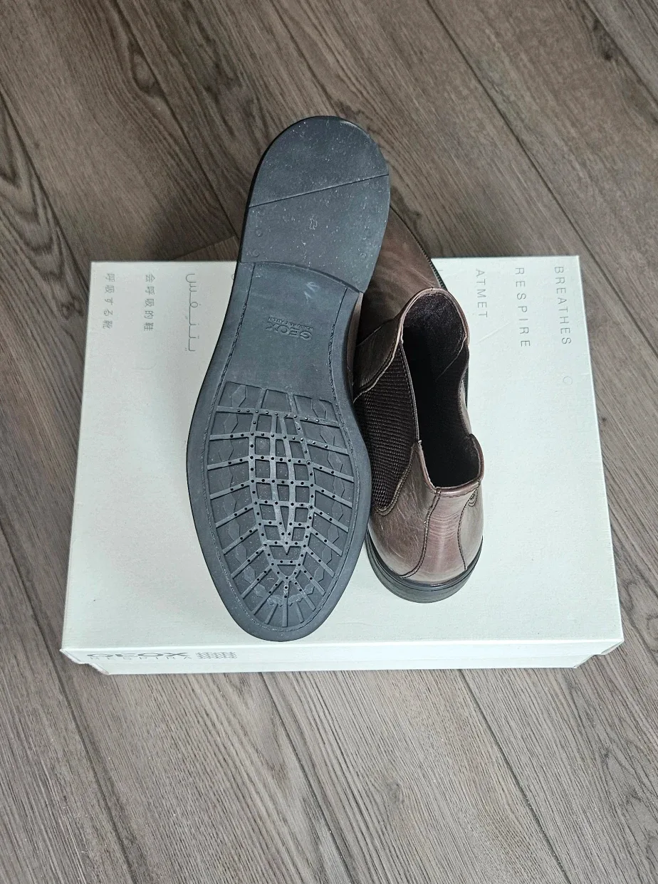 Geox Brown Leather Chelsea Boots Size 43 - 10 US image indicator(3)