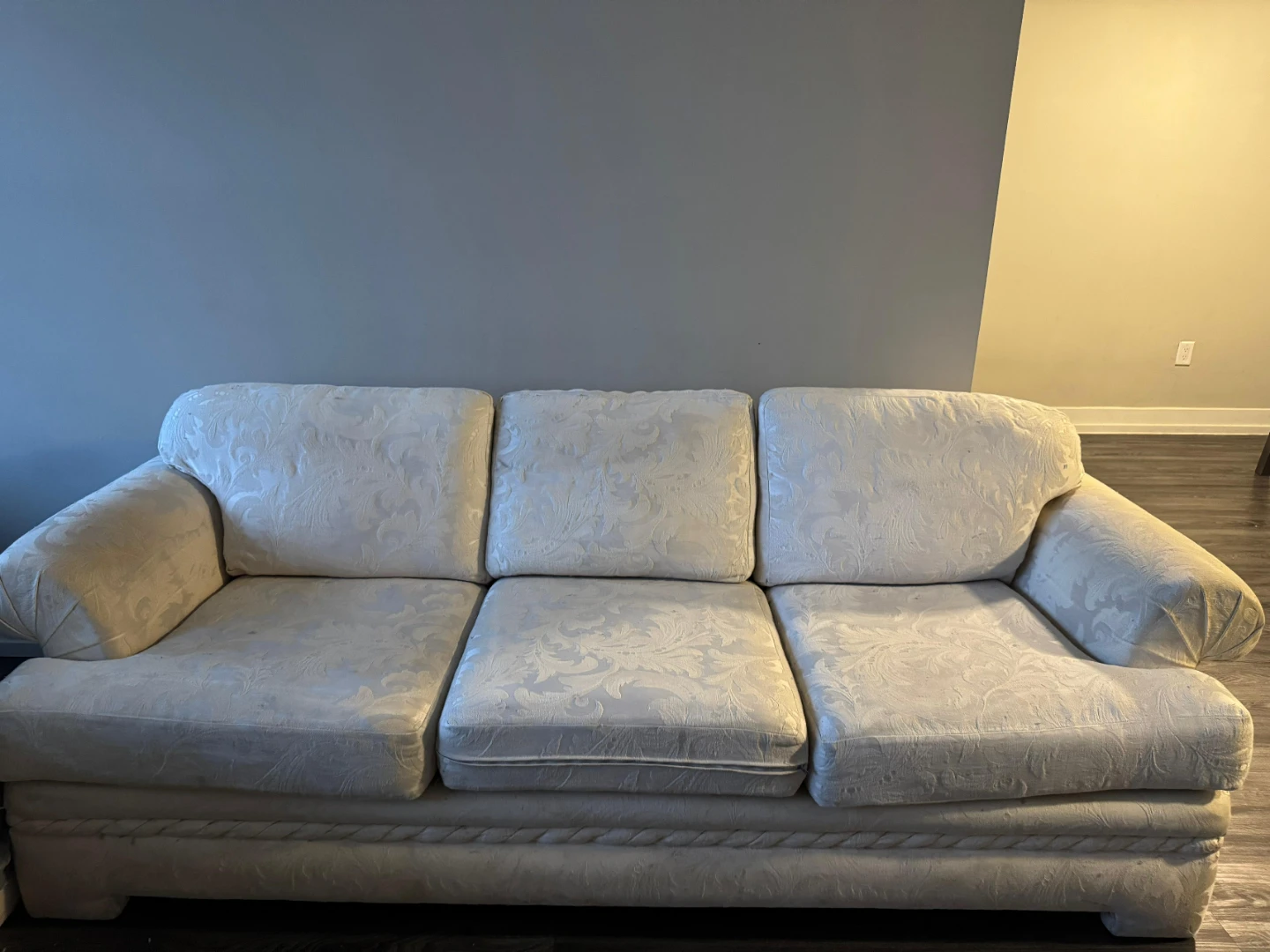 Floral Patterned Sofa (3 seat) moving sale ASAP - photo 2