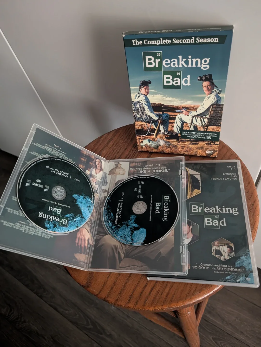 Breaking Bad: The Complete Second Season DVD set image indicator(3)