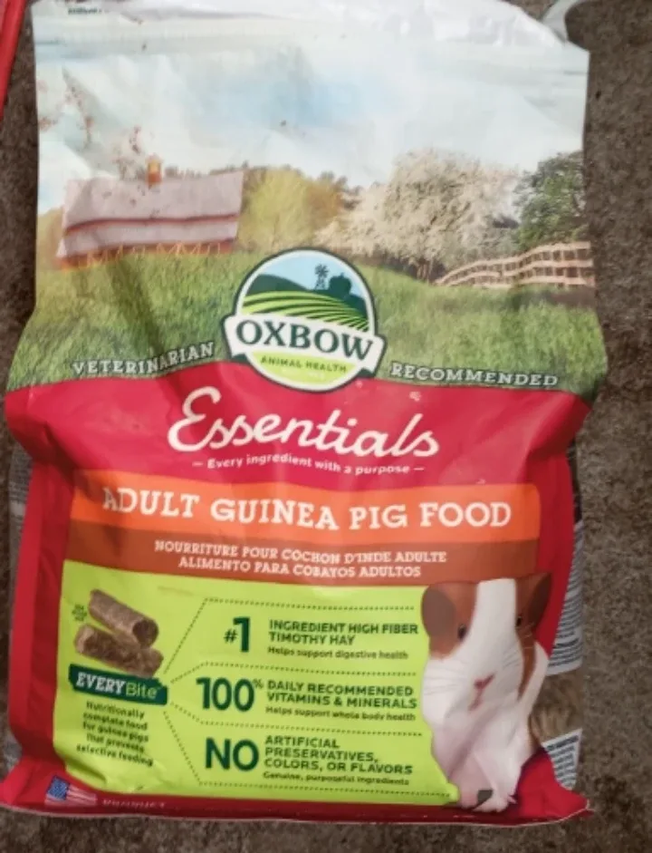 Oxbow & Full Cheeks Guinea Pig Food