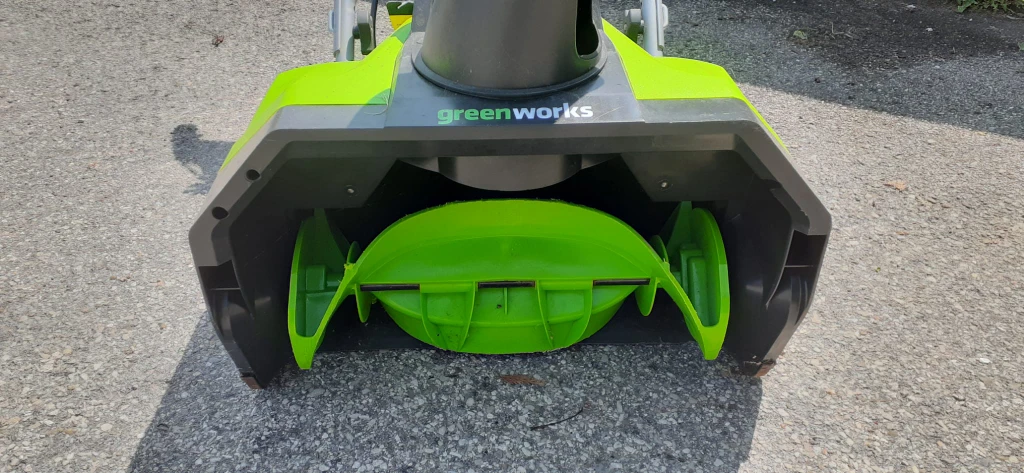 Green Snowblower - photo 5