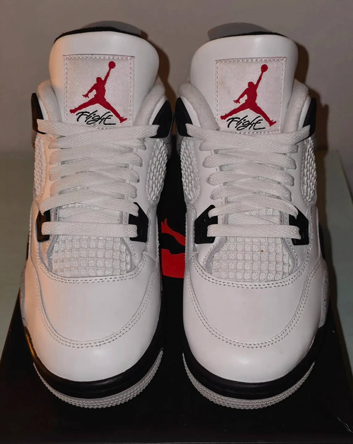 AIR JORDAN 4 RETRO OG - WHITE CEMENT -YOUTH SIZE 5