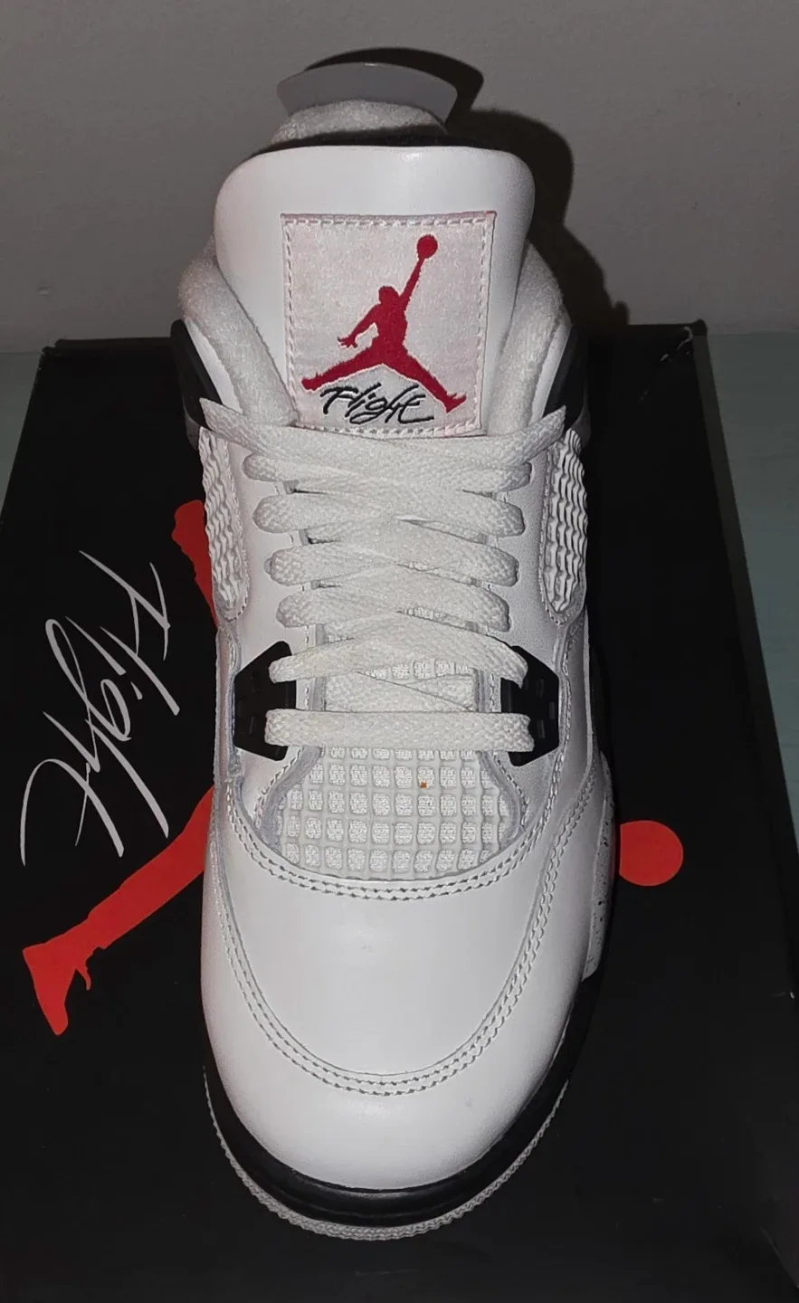 AIR JORDAN 4 RETRO OG - WHITE CEMENT -YOUTH SIZE 5 image indicator(6)