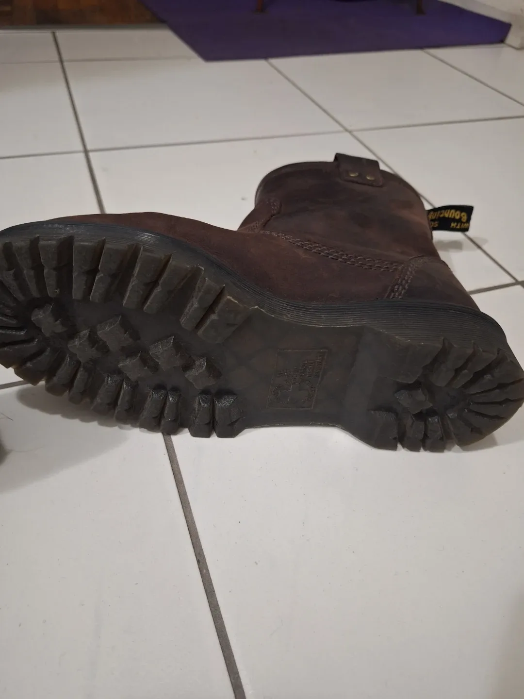 Dr. Martens Anistone LO Boots Size 7 US