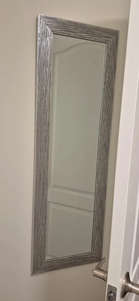 Silver Framed Wall Mirror image indicator(2)