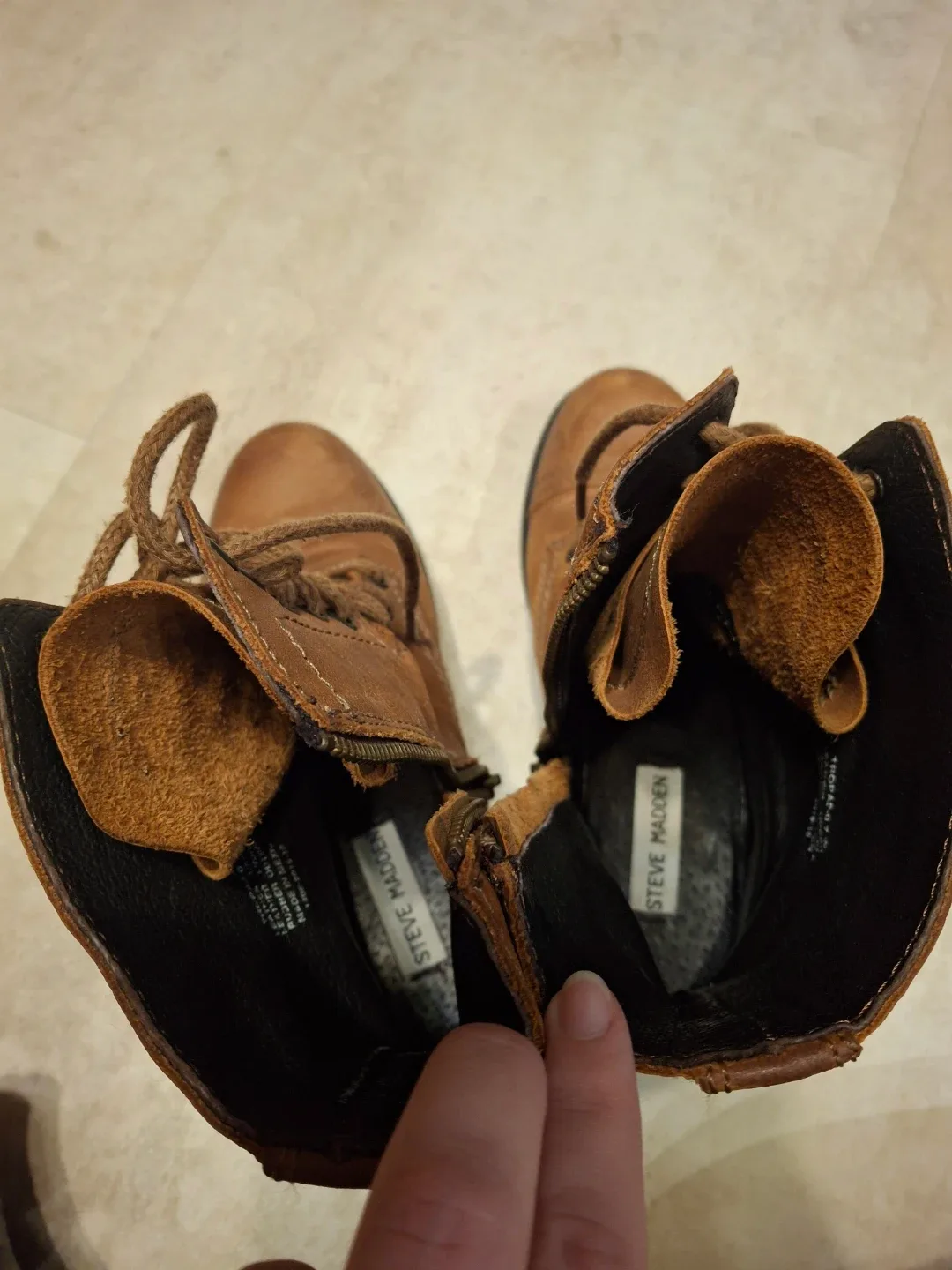 Steve Madden Brown Leather Boots - Size 7 image indicator(5)