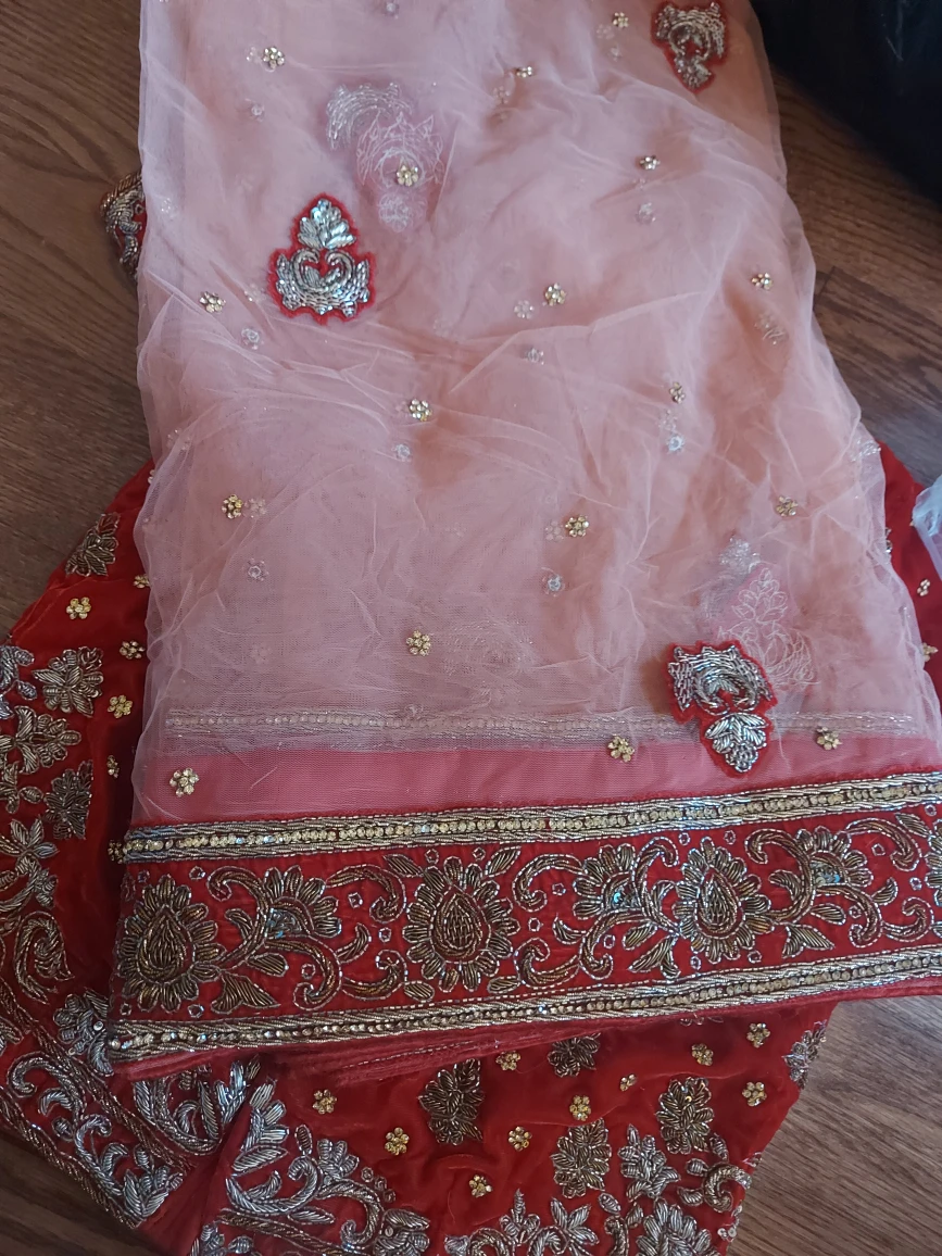 Red & Gold Embroidered Lehenga Choli Set - photo 3