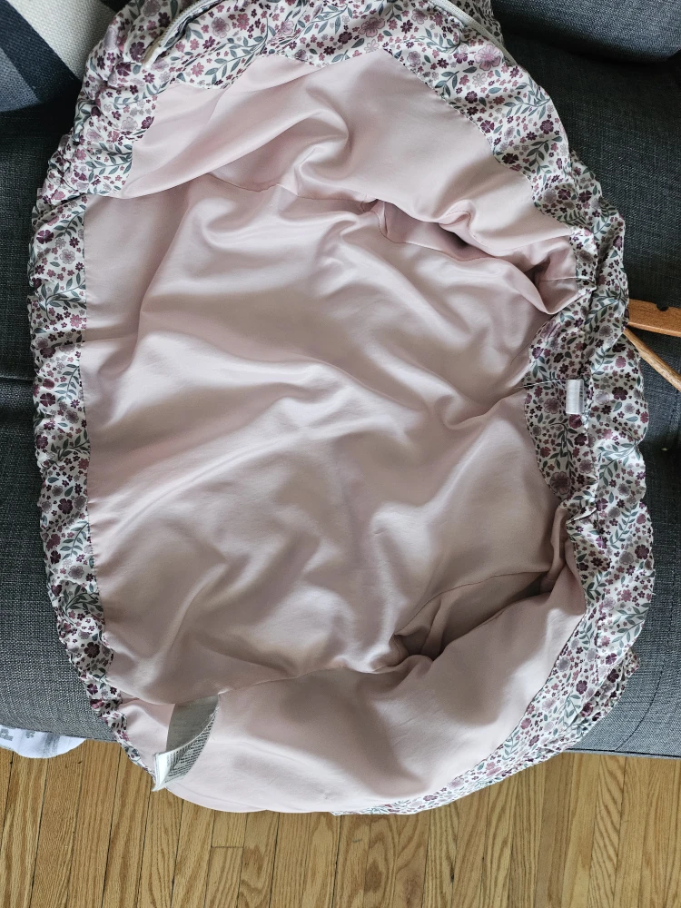 H&M Floral Puffer Jacket, Size 3T - photo 3