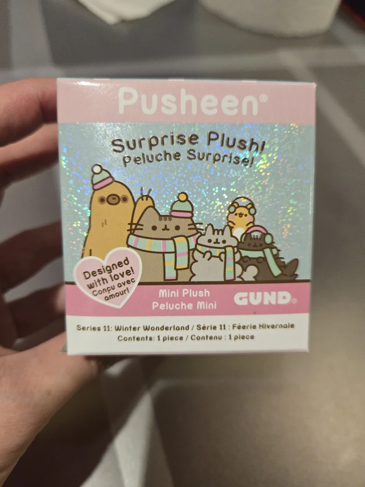 Pusheen  Surprise Plush Series 11: Winter Wonderland