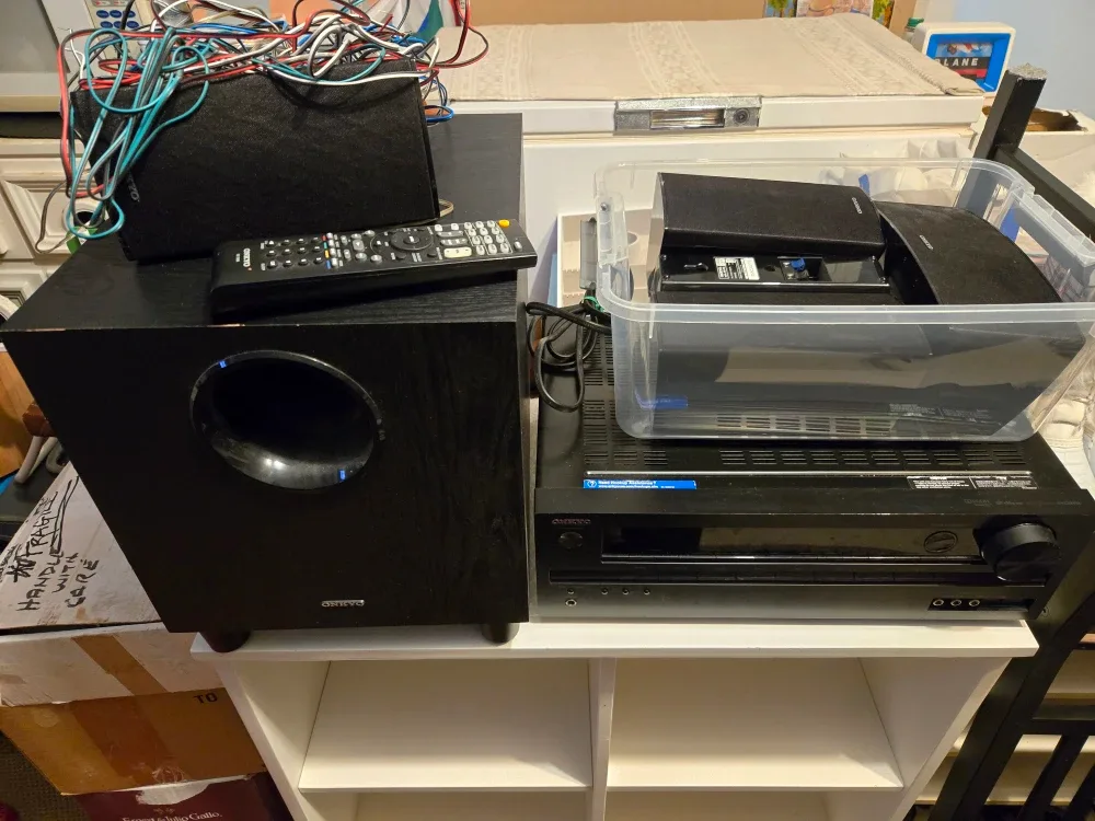 Onkyo HT-R391 AV Receiver and 5.1 speakers image indicator(2)