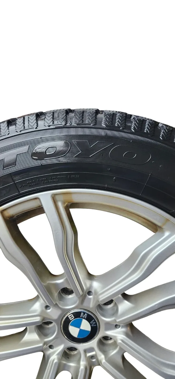 BMW Rims & Toyo Winter Tires image indicator(4)