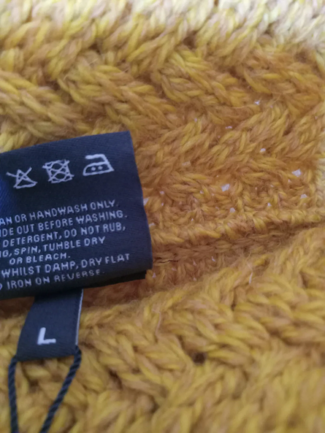 Aran Woollen Mills Cable Knit Sweater image indicator(7)