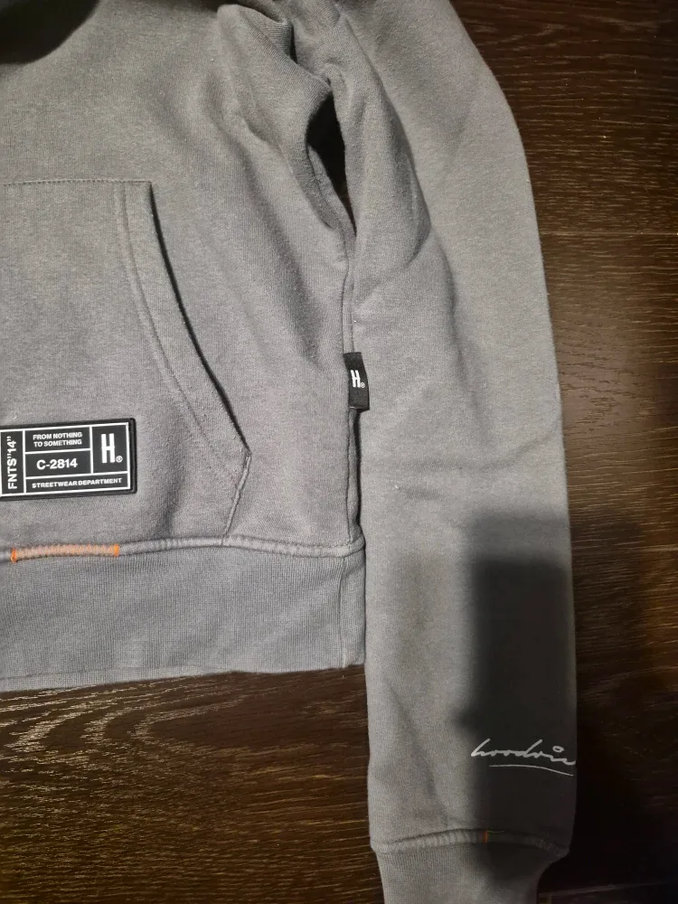 New Hoodrich Grey Hoodie - Size XS image indicator(5)