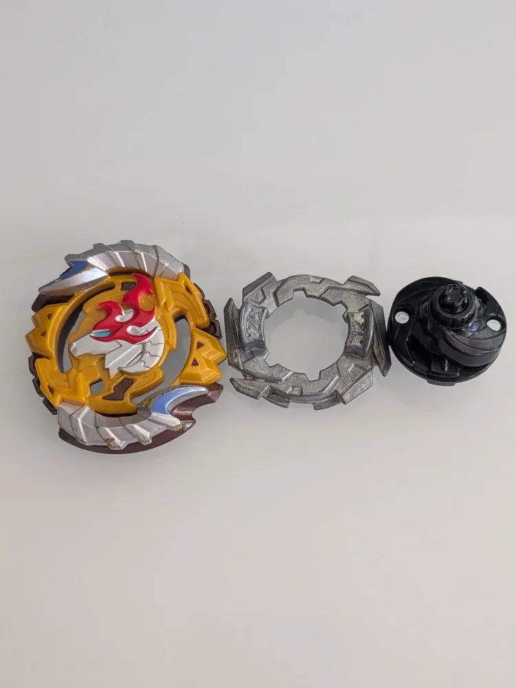 Hasbro Exclusive Beyblade image indicator(2)