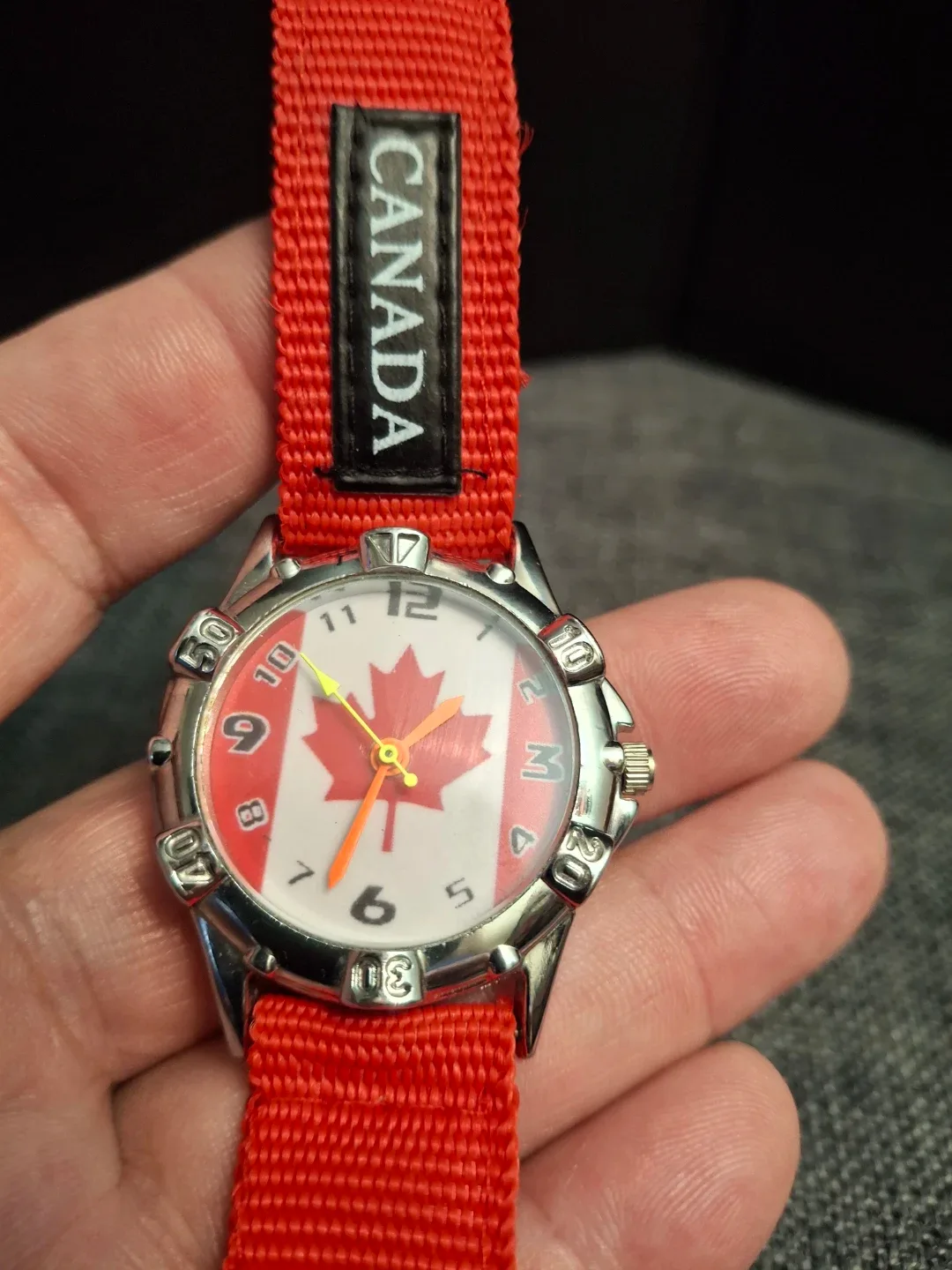 Canadian Watch with Red Band image indicator(5)
