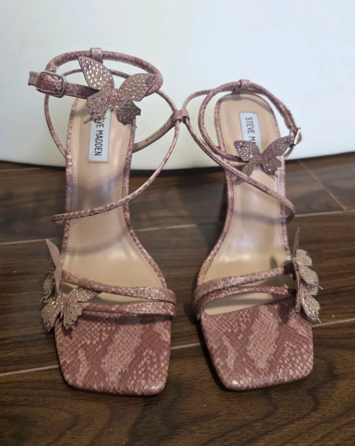 Steven Madden heels image indicator(2)