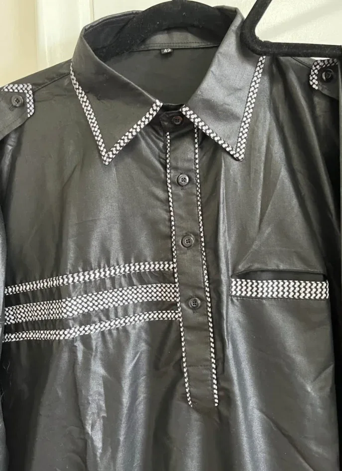 Black Men's African Suit Size 42 image indicator(7)