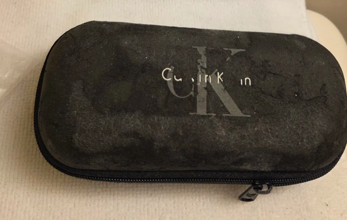 #🤎Calvin Klein Eyeglass Case
