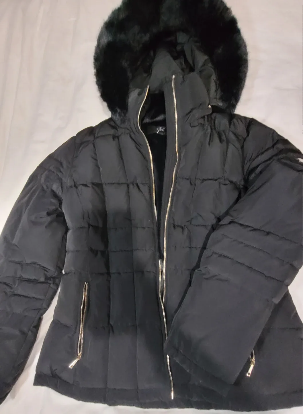 NEW Calvin Klein Black Puffer Jacket - Large (NWT) image indicator(4)