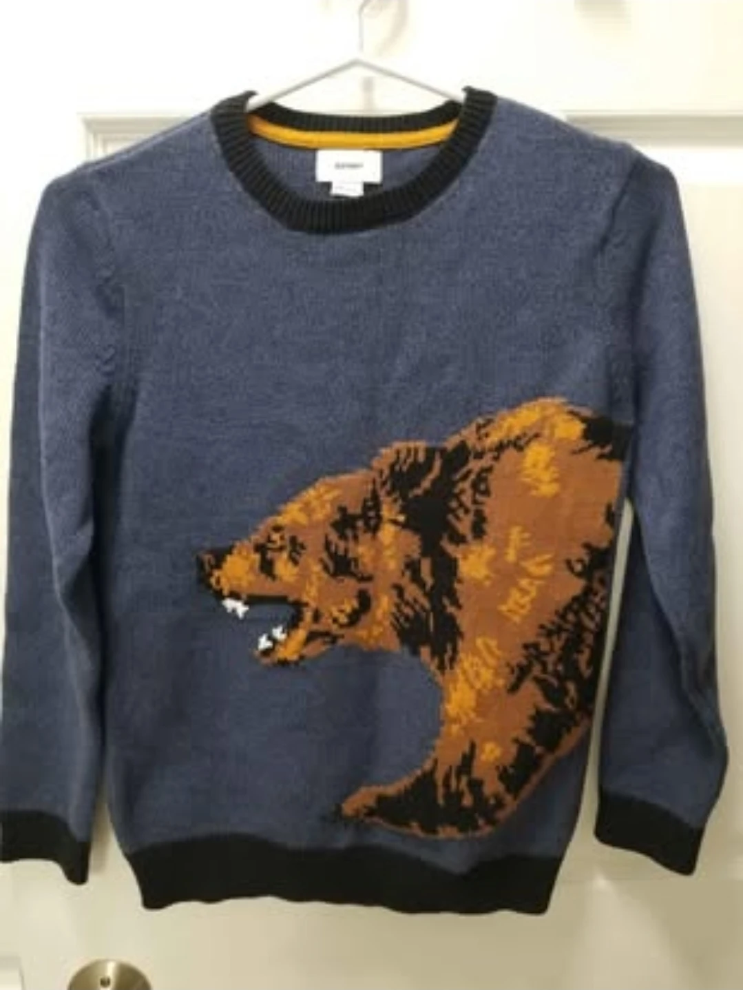New  Old Navy Bear Sweater - Size L (10-12)