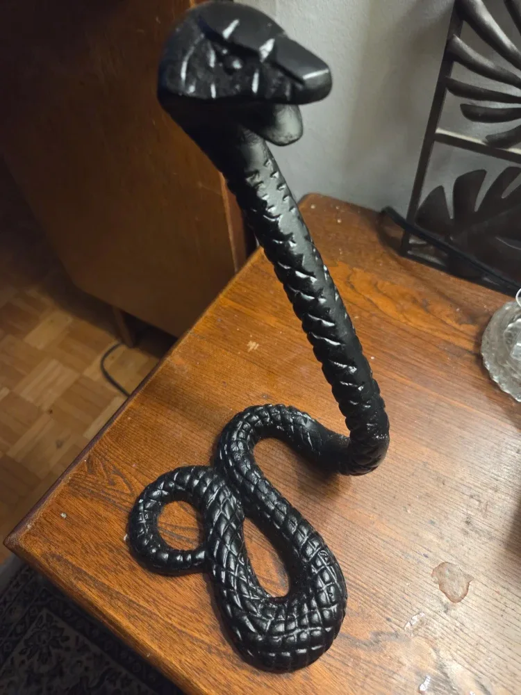 Cobra Statue - Black Home Decor