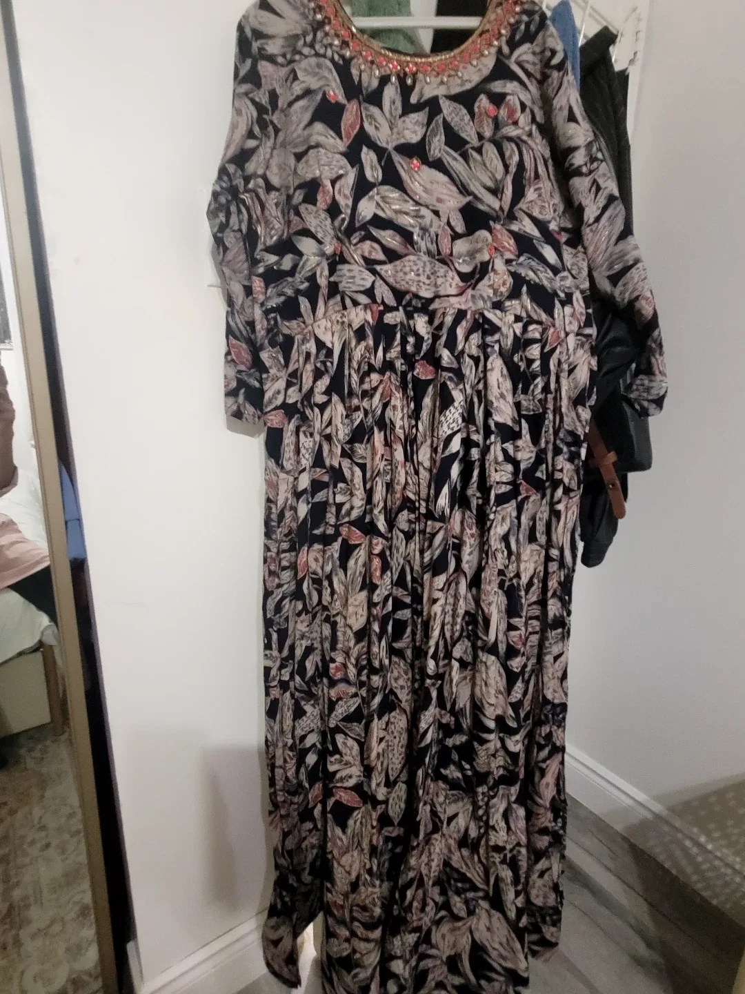 Floral Print Maxi Dress - Size L image indicator(4)