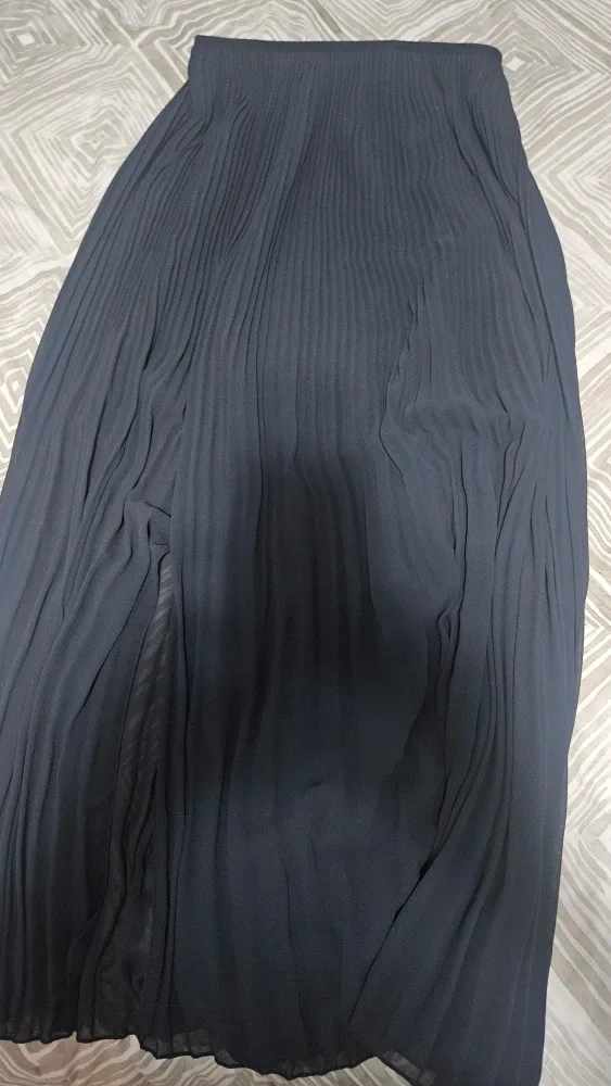 Dark blue H&M pleated Skirt image indicator(2)
