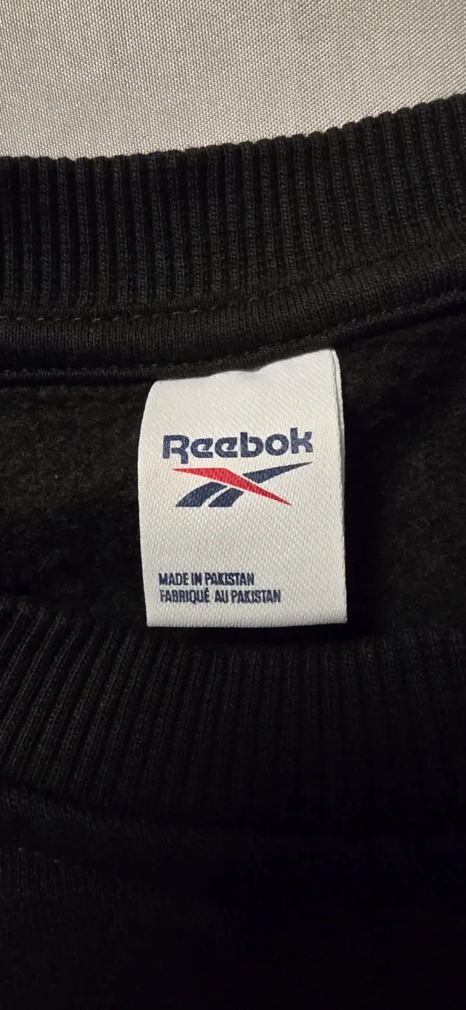 Men's Reebok Black Crewneck Sweatshirt - Size Medium image indicator(8)