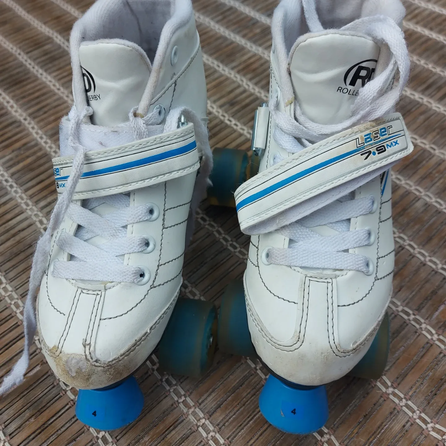 Roller Derby Laser 7.9 MX White Roller Skates