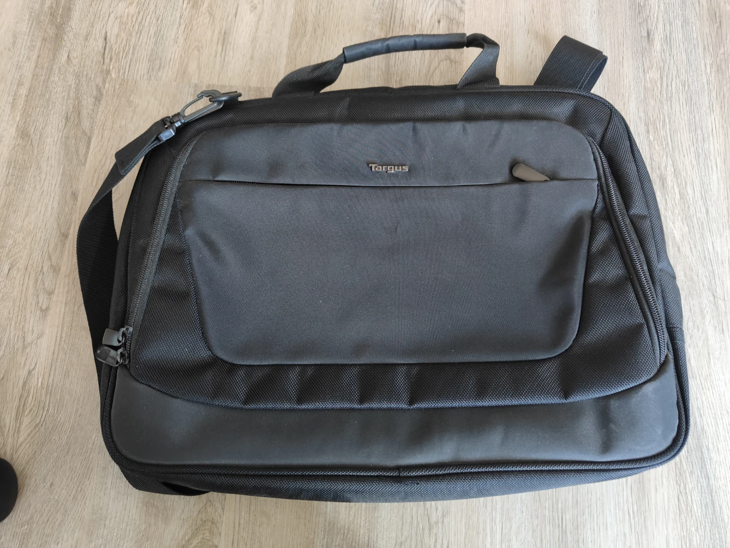 Targus Black Laptop Bag