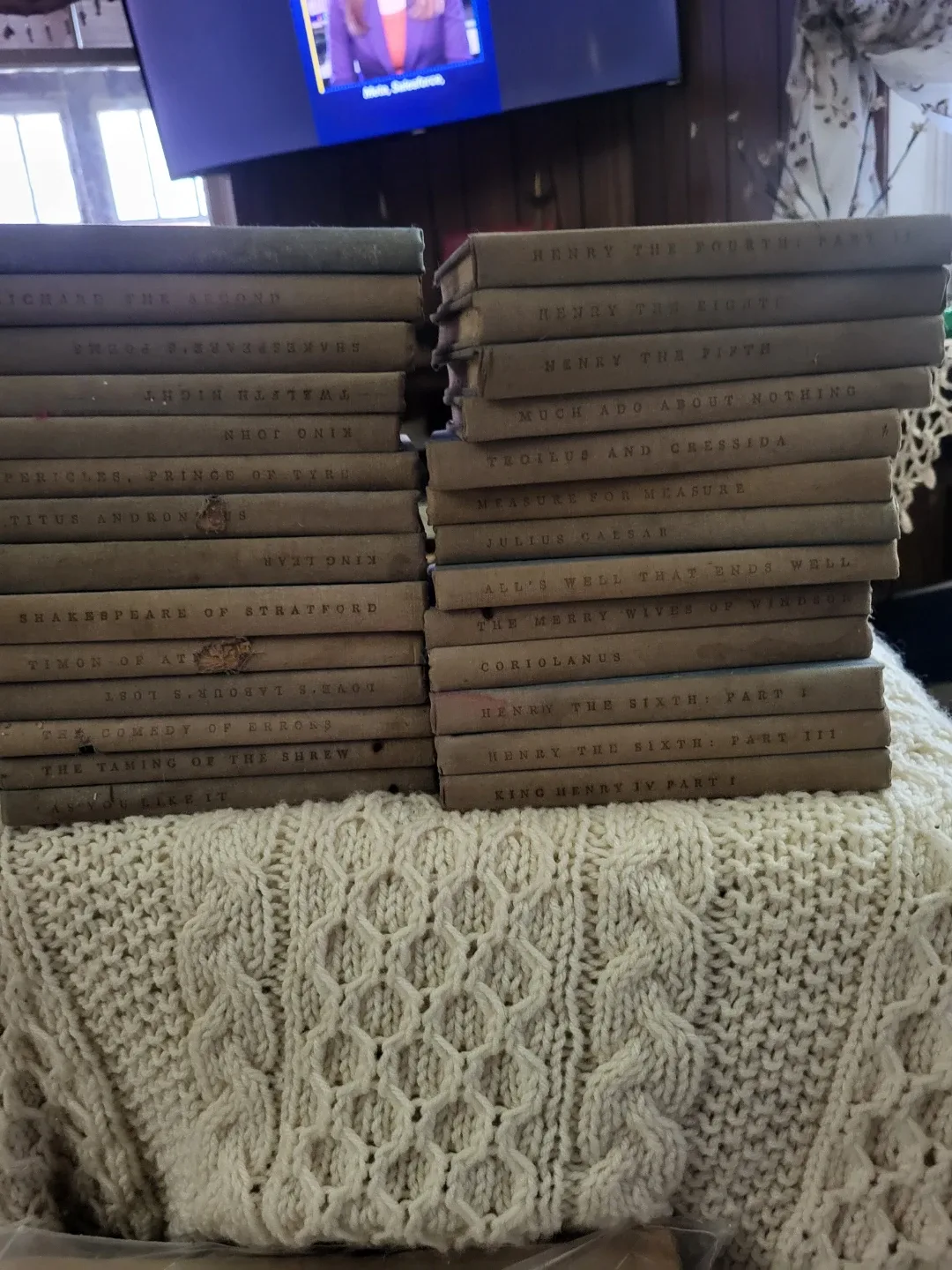 All's Well That Ends Well by William Shakespeare image indicator(8)